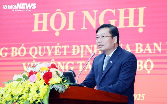 Ông Lê Hồng Vinh được bầu làm Chủ tịch UBND tỉnh Quảng Trị