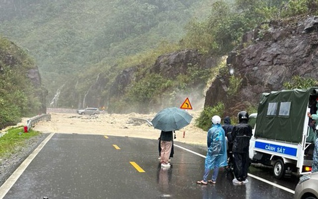 Thông báo khẩn tới 8 tỉnh, thành