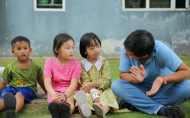 Ngôi trường "độc nhất" trên thế giới, cát-xê 0 đồng cho Đen Vâu, H'Hen Niê và lời hứa danh dự của một tập đoàn