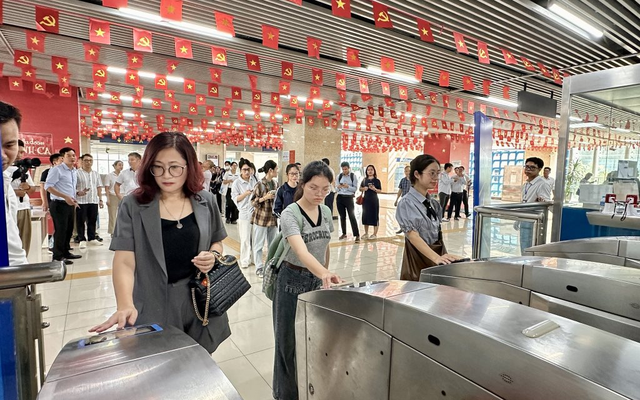 Từ 18/11, người dân đi tuyến đường sắt Cát Linh - Hà Đông cần chú ý thay đổi mới này