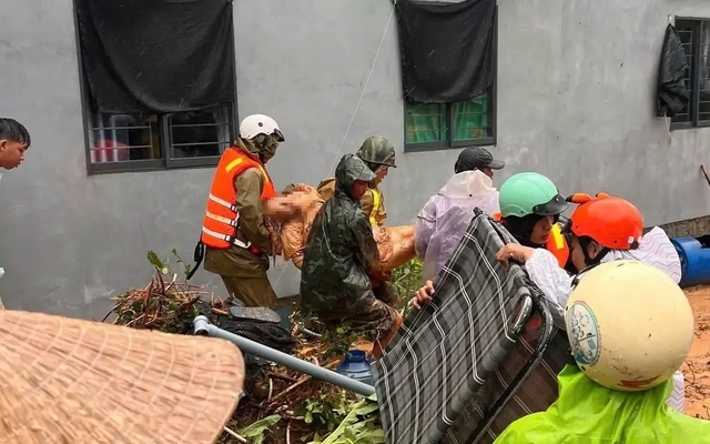 Lở núi vùi lấp nhà, nữ bí thư chi đoàn ở Đắk Lắk tử vong