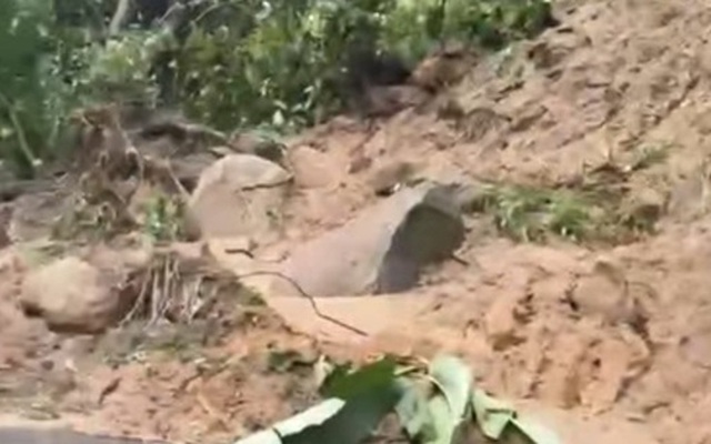 Đèo Ngoạn Mục được lưu thông trở lại, khuyến cáo người dân đi chậm