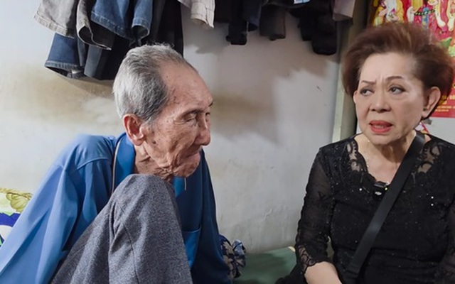 Nữ danh ca 76 tuổi về nước thăm thầy 96 tuổi, tuyên bố 1 câu