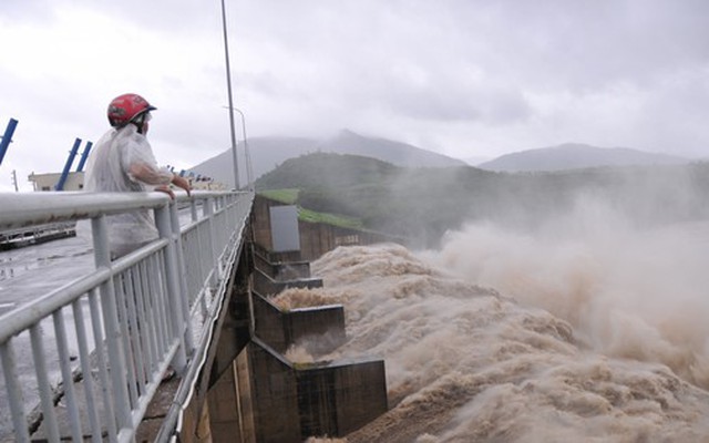 Lãnh đạo xã Hòa Thịnh nói về thông tin lan truyền "nhà trú lũ tập thể bị sập, người chết hàng loạt"
