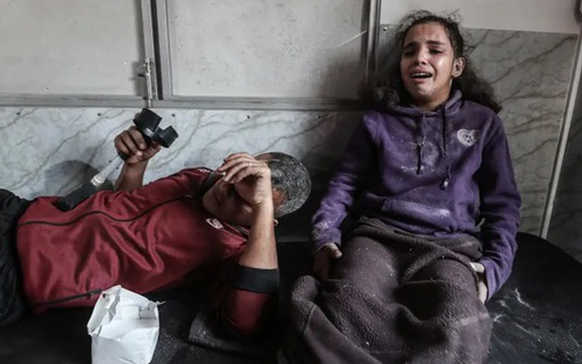 Xung đột Trung Đông leo thang, Israel đồng loạt không kích Gaza, Lebanon