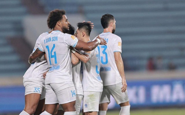 Tái xuất bằng chiến thắng, Nguyễn Xuân Son sáng cửa hoàn tất bộ sưu tập danh hiệu Việt Nam