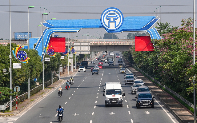 Thông báo khẩn liên quan đến người tham gia giao thông ở Hà Nội từ 25/11