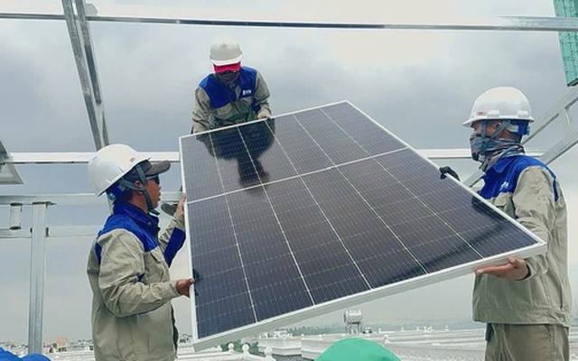 Lúng túng khi đầu tư điện mặt trời mái nhà