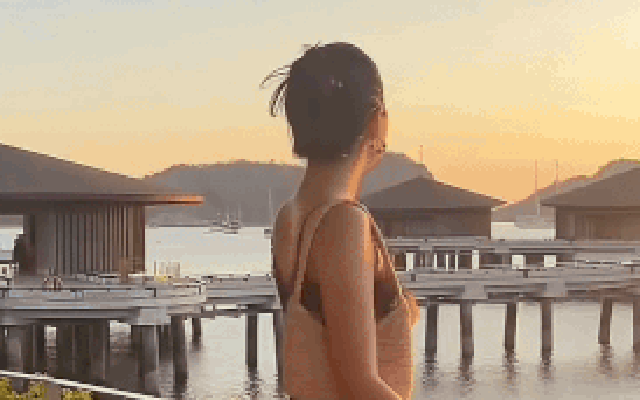 Á hậu lận đận tình duyên nhất showbiz lại bị chồng thứ 2 đệ đơn ly hôn, đau khổ đến suy sụp