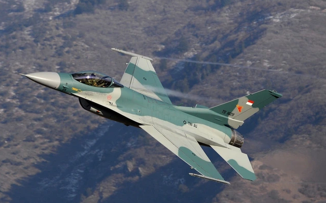 Mỹ "vô tình" giúp Trung Quốc có được hợp đồng xuất khẩu tiêm kích lớn nhất trong lịch sử