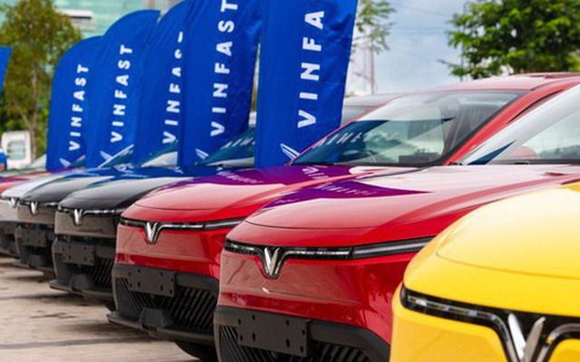 Khó khăn ở đâu? Cứ đà này thị trường ô tô Việt Nam sẽ phá mọi đỉnh doanh số