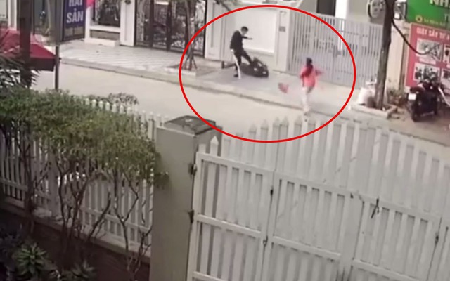 Vụ người đàn ông bị xe máy đâm ngã, đánh gục trên phố Hà Nội: Diễn biến mới quan trọng