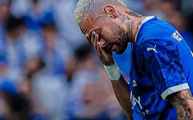 Chuyện gì xảy ra với Neymar thế này
