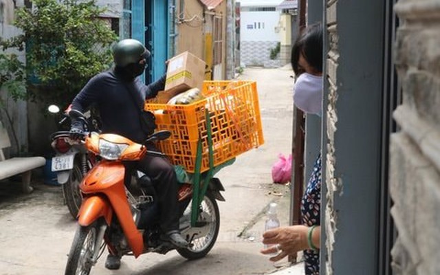 Chuyển khoản nhầm 23K cho shipper, hôm sau, người phụ nữ An Giang phát hiện: Tài khoản bị trừ hơn 30 triệu đồng