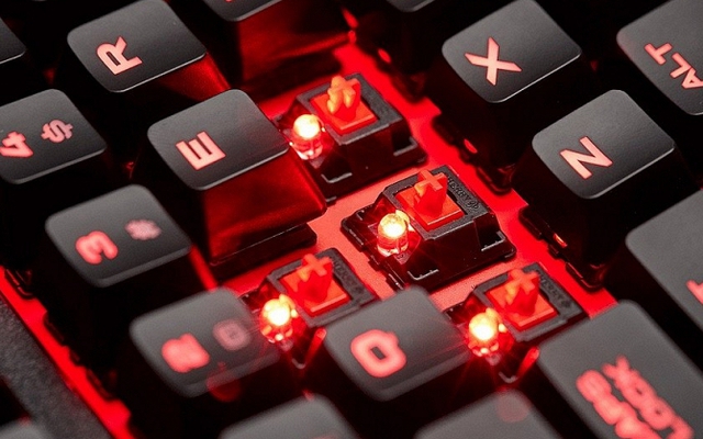 90% người dùng máy tính không biết vì sao bàn phím không xếp theo bảng chữ cái ABCD?