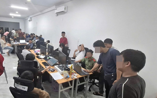 Hé lộ bí mật của ông chủ công ty công nghệ Trần Lê Duy và 63 nhân viên có trình độ cao