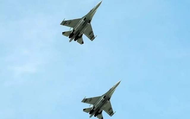 Su-30SM và Su-35S bắt đầu tham gia tấn công khi được trang bị bom UMPK
