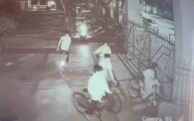 Phát hiện hiệu phó và giáo viên tổ chức dạy thêm trái phép vào buổi tối tại trường