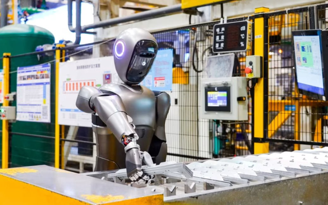 Robot AI - Tham vọng đại công nghiệp của 1 siêu cường sản xuất: Cả nhà máy chỉ cần 3 công nhân, năng suất tăng 250% nhờ đội quân robot làm 24/7