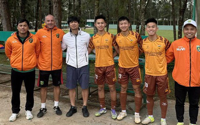 Công Phượng trở lại HAGL