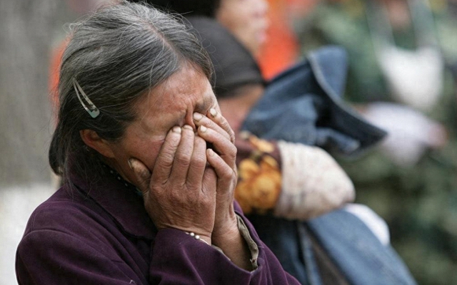 Khi con cái đòi hỏi hai thứ này, cha mẹ nhất định phải từ chối, vì cho đồng nghĩa với hại con, từ thân hóa thù