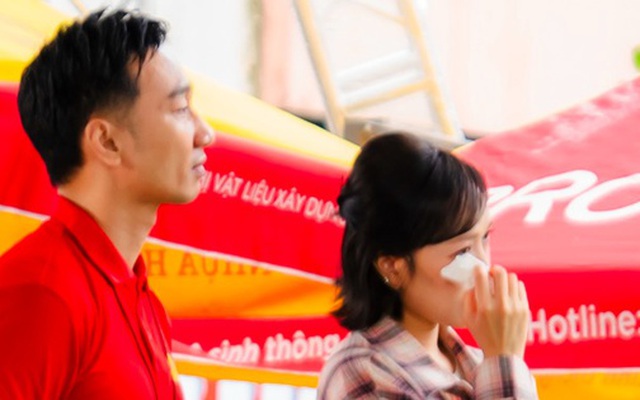 Đàn anh hỏi thẳng Diệu Nhi: "Có bao giờ em đổi vị trí với chồng chưa?"