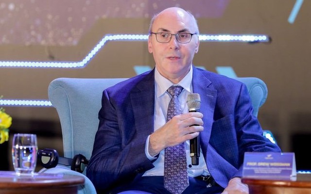 Chủ nhân giải VinFuture và Nobel cứu hàng triệu người: “VN có thể trở thành trung tâm nghiên cứu khu vực”