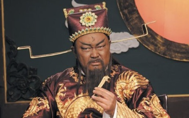 Xem lại Bao Thanh Thiên, ông bố U50 nghiệm ra một điều mà không sách vở giáo dục nào có