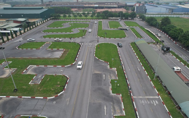 Cục CSGT đề xuất sử dụng dữ liệu điện tử trong sát hạch, cấp đổi giấy phép lái xe