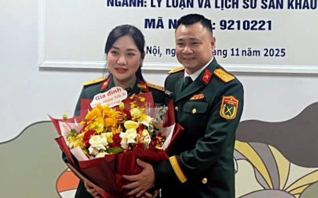 NSND Tự Long thành tiến sĩ đầu tiên của Nhà hát Chèo Quân đội