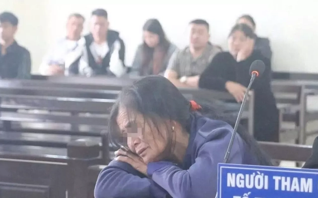 Phút nóng giận khiến tương lai ba đứa trẻ mờ mịt