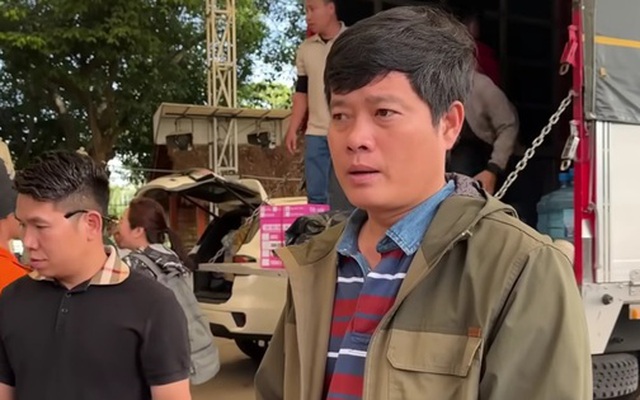 Trùm Điền Quân cầm 1,2 tỷ đồng và 50 tấn hàng ra miền Trung làm 1 việc