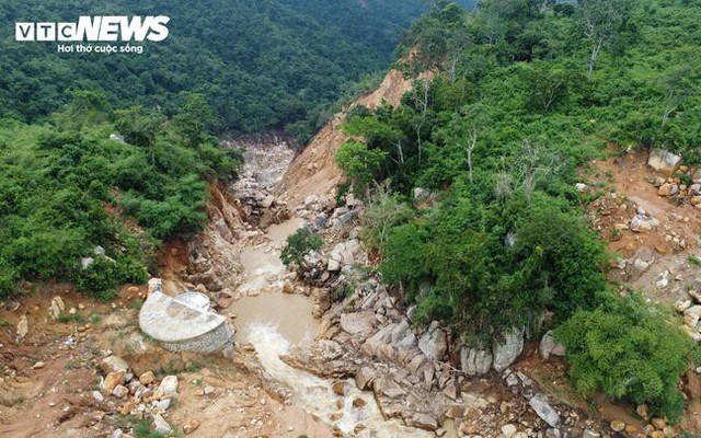Bất ngờ với kết cấu công trình hồ chứa nước bị vỡ khiến 1 người chết ở Lâm Đồng