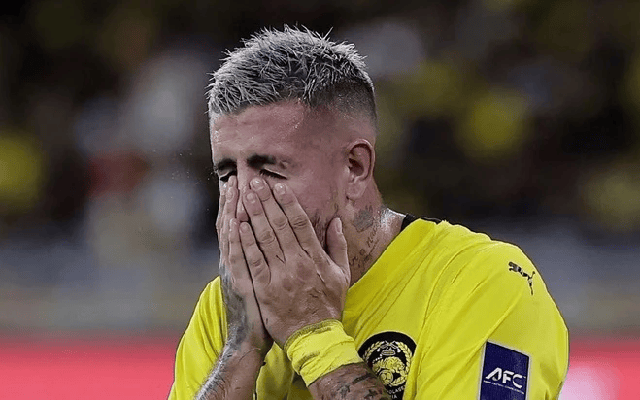 Cầu thủ nhập tịch Malaysia rơi vào cảnh thất nghiệp sau ngày ghi bàn vào lưới tuyển Việt Nam