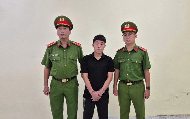 Tiktoker Đoàn Quốc Việt ăn năn sau khi bị bắt: "Đừng ai bắt chước giống em để đánh mất cả tuổi trẻ"