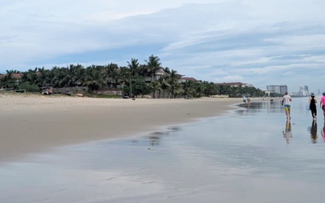 Thi thể nam giới trôi dạt vào bờ biển Đà Nẵng