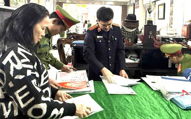 Hé lộ chiêu trò trốn thuế của tiệm vàng nổi tiếng Thanh Hóa