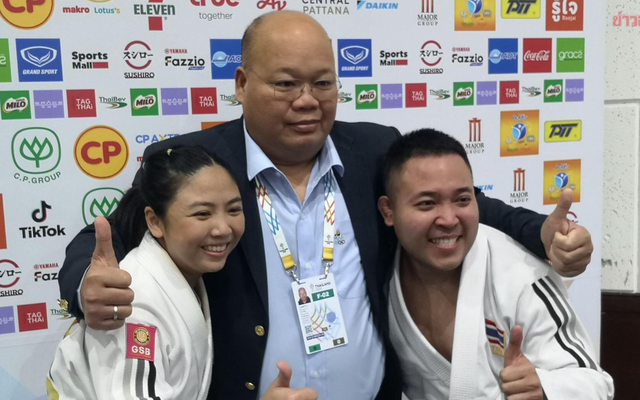 Võ sĩ đánh bại nhà vô địch thế giới, giành HCV nhờ cãi nhau với vợ