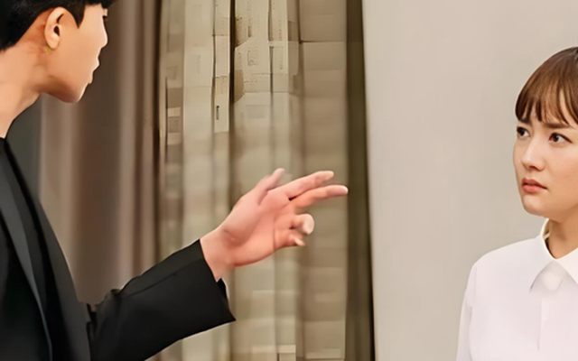 Đưa bạn gái về sống thử để con tập quen với "mẹ kế", ngờ đâu tôi lại chứng kiến một cảnh hãi hùng