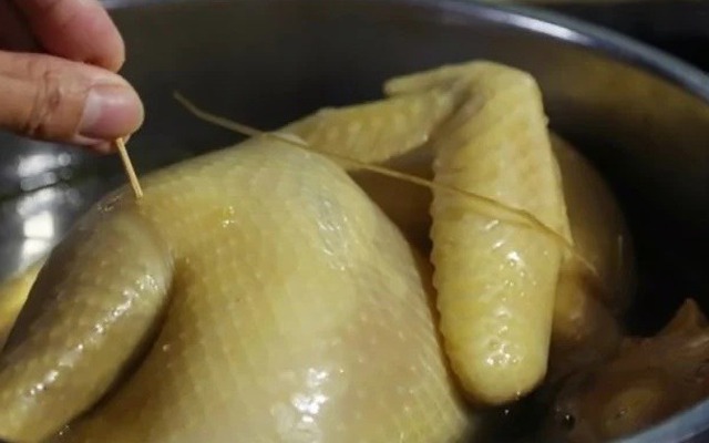 "Kẻ thù truyền kiếp" của mùi tanh: Cho vào khi nấu gà sẽ khử sạch mùi, luộc lên ngọt thịt không cần mì chính
