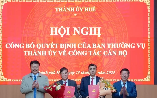 Công bố quyết định của Ban Thường vụ Thành ủy Huế về công tác cán bộ
