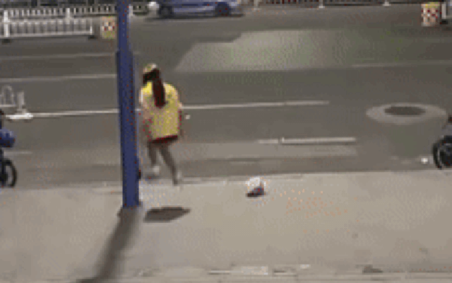 Nữ shipper khóc tức tưởi vì mất xe hút 60 triệu lượt xem: Không ai ngờ đây là thủ phạm!