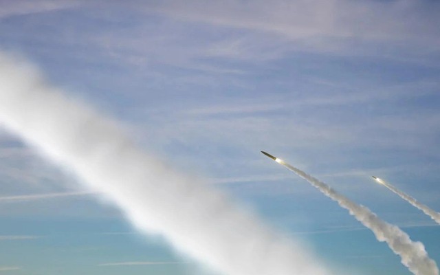 Anh chính thức nối lại phát triển tên lửa đạn đạo chiến thuật NIGHTFALL