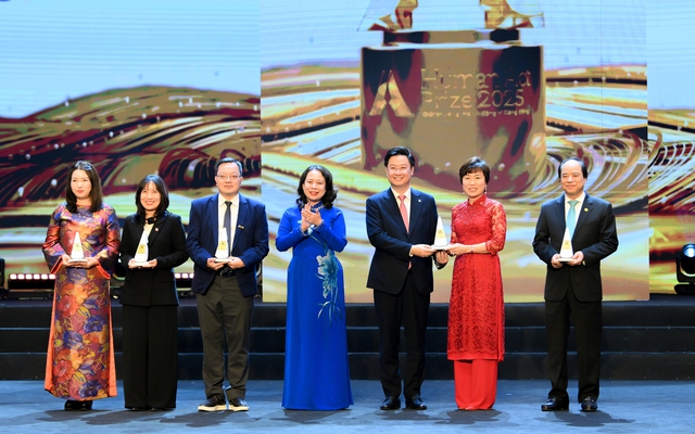 23 dự án, 2 cá nhân được vinh danh ở Giải thưởng Hành động vì cộng đồng 2025: Khoảnh khắc nhận cúp không phải là điểm kết, mà là điểm bắt đầu