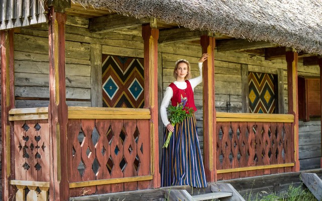 Đất nước thiếu đàn ông, phụ nữ phải đi “thuê chồng” giá hơn 1 triệu đồng/giờ