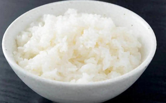 Ngày càng nhiều người tử vong vì bệnh tiểu đường, bác sĩ cảnh báo: Trời lạnh, thà ăn cơm trắng còn hơn làm nhiều 4 việc này