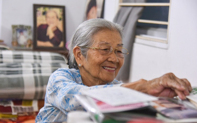 Nữ NSƯT cả nước yêu mến nhập viện cấp cứu ở tuổi U100