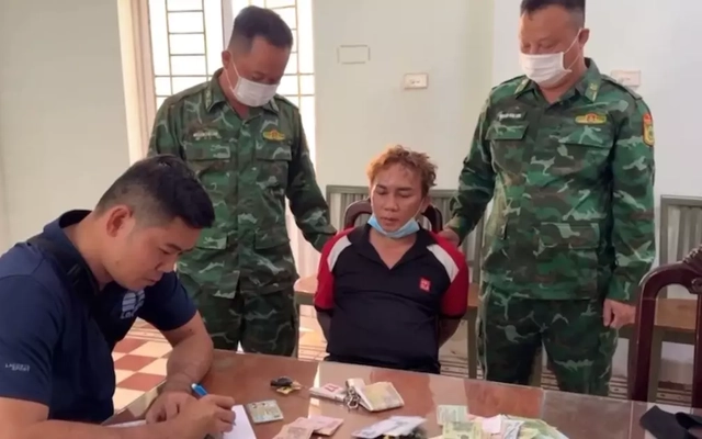 Điều khiển ô tô tông chết em ruột vì mâu thuẫn tài sản