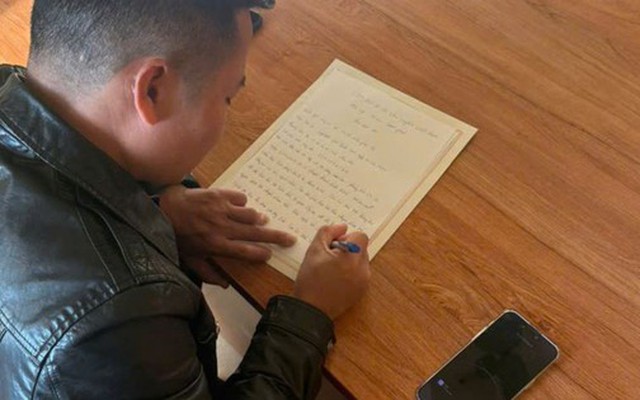 Chỉ trong thời gian ngắn, tài khoản Vietcombank của thanh niên sinh năm 2008 phát sinh loạt giao dịch, tổng hơn 500 triệu chuyển vào: Công an vào cuộc xác minh