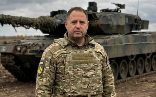 Ông Yermak ra tiền tuyến sau khi từ chức như lời hứa